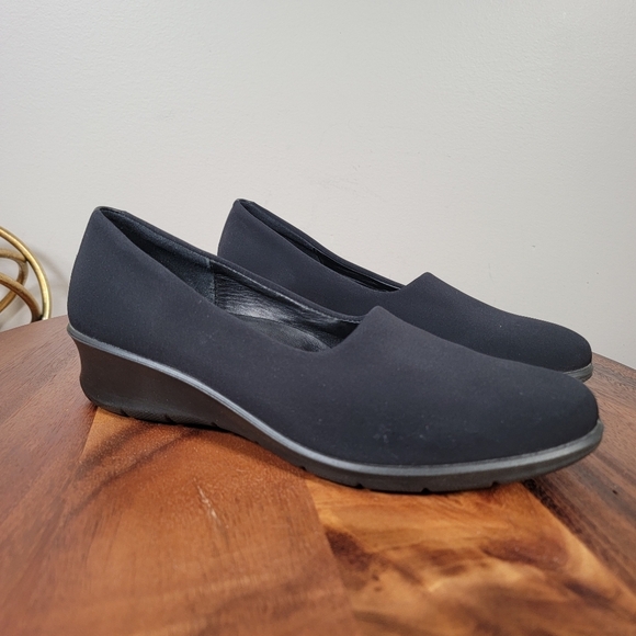 ECCO Black Women's Slip-On Shoes Size 38 Comfort Shoe Wardrobe Staple Office - Picture 3 of 15